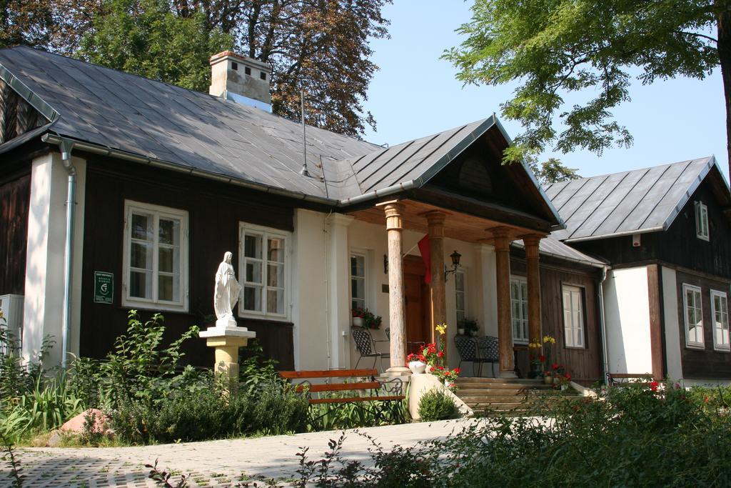 Bed & Breakfast Dworek Ojca Mateusza *